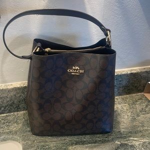 Coach Bucket Bag
